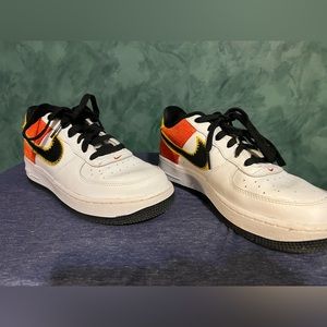 Nike Men's Shoes Air Force 1 Low Roswell Raygun